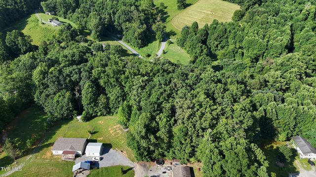 Tr 4 Crystal Lane, Unicoi, TN 37692
