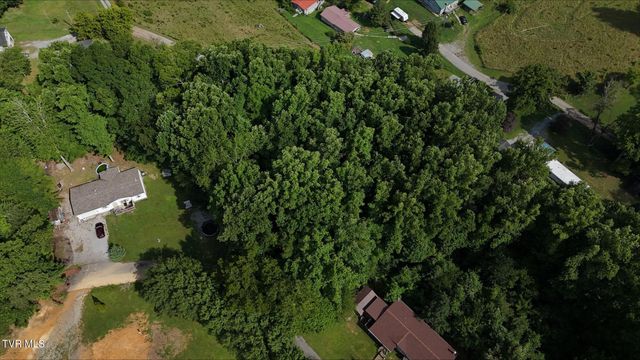 Tr 4 Crystal Lane, Unicoi, TN 37692