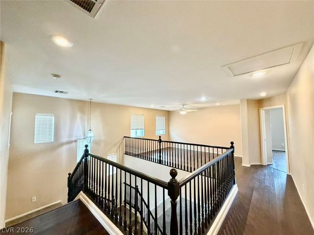 6068 Laughing Creek Street, Las Vegas, NV 89148