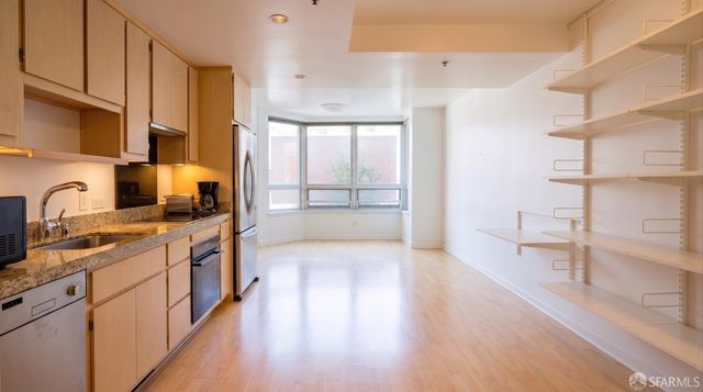 750 Van Ness Avenue 204, San Francisco, CA 94102
