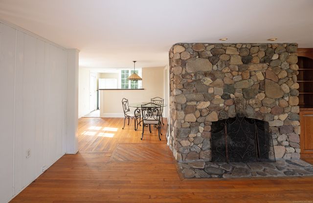 53 Haviland Street, Bristol, CT 06010