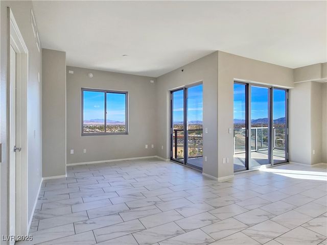 8255 Las Vegas Boulevard 1213, Las Vegas, NV 89123