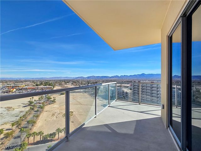 8255 Las Vegas Boulevard 1213, Las Vegas, NV 89123