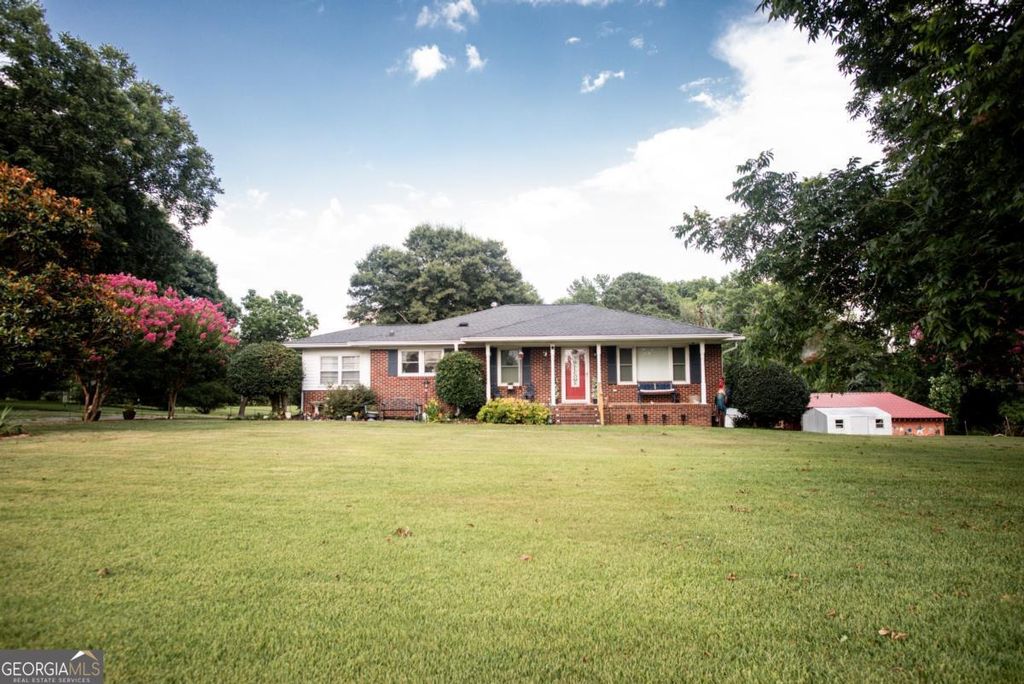 335 Robert Hardeman Road, Winterville, GA 30683 — photo 2