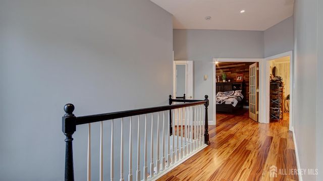 39 Joyce Place, Sayreville, NJ 08859