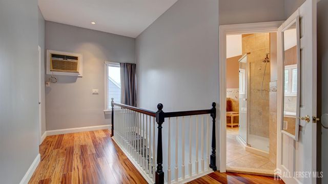 39 Joyce Place, Sayreville, NJ 08859