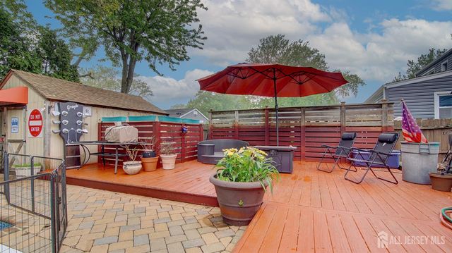 39 Joyce Place, Sayreville, NJ 08859