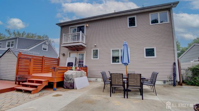 39 Joyce Place, Sayreville, NJ 08859