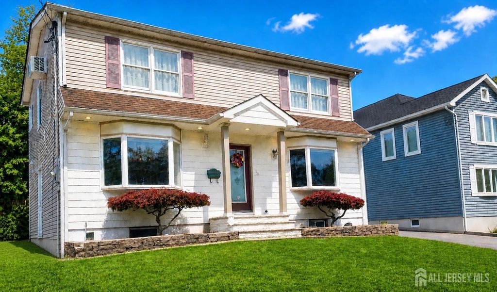 39 Joyce Place, Sayreville, NJ 08859