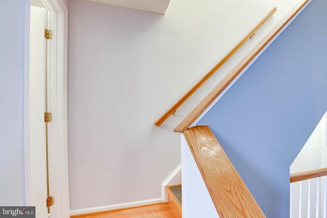 938 HERONS RUN LN, Woodbridge, VA 22191