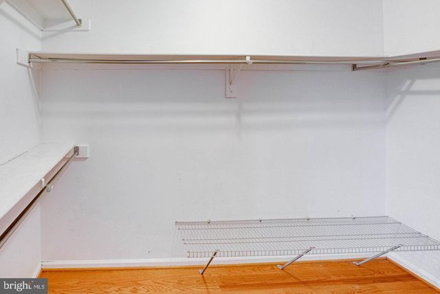 938 HERONS RUN LN, Woodbridge, VA 22191