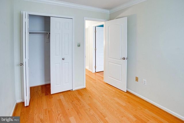 938 HERONS RUN LN, Woodbridge, VA 22191