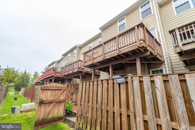 938 HERONS RUN LN, Woodbridge, VA 22191