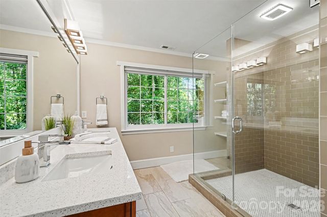 4400 Bellwood Lane, Charlotte, NC 28270