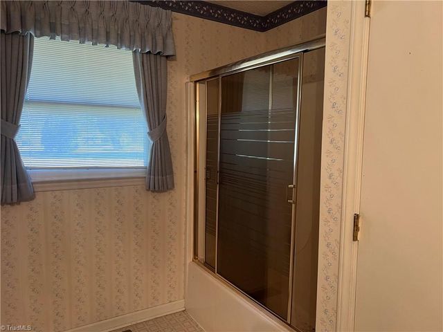 797 Sedge Garden Road, Kernersville, NC 27284