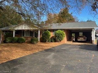 797 Sedge Garden Road, Kernersville, NC 27284