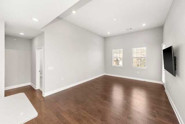 1801 Shadow Green Dr Unit 303, Franklin, TN 37064