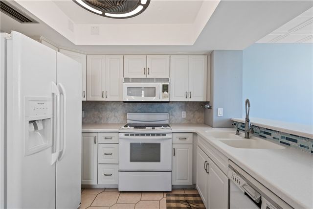 2800 N Highway A1a None PH01, Hutchinson Island, FL 34949