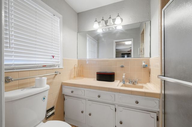 5801 Wessex Avenue, Fort Worth, TX 76133