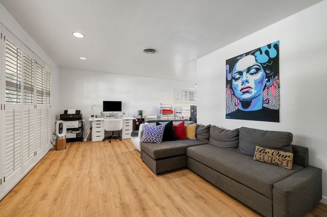 5801 Wessex Avenue, Fort Worth, TX 76133