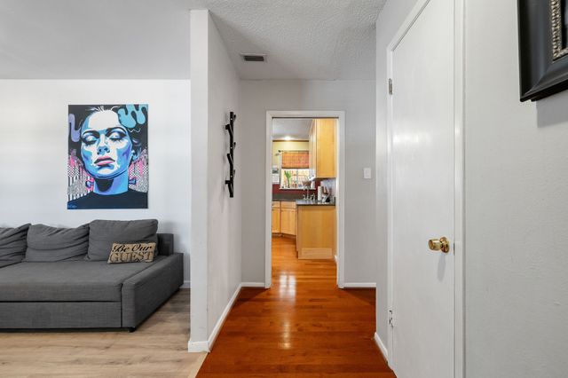 5801 Wessex Avenue, Fort Worth, TX 76133