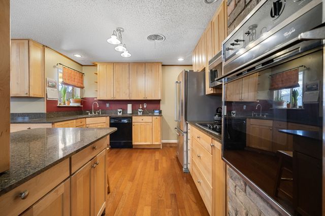 5801 Wessex Avenue, Fort Worth, TX 76133