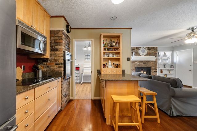 5801 Wessex Avenue, Fort Worth, TX 76133