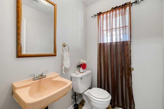 5801 Wessex Avenue, Fort Worth, TX 76133