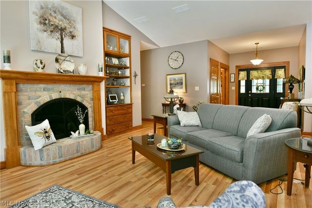 4955 Turkey Run Road, Vienna, OH 44473