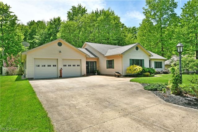 4955 Turkey Run Road, Vienna, OH 44473