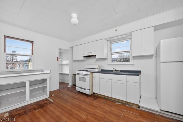 187 Joyce Kilmer Ave, New Brunswick City, NJ 08901