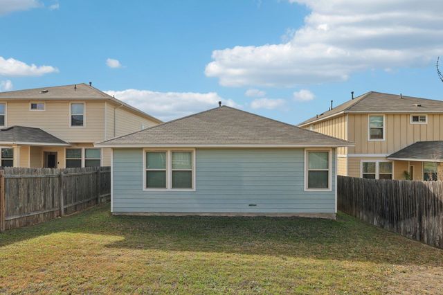 184 Corvid DR, Buda, TX 78610