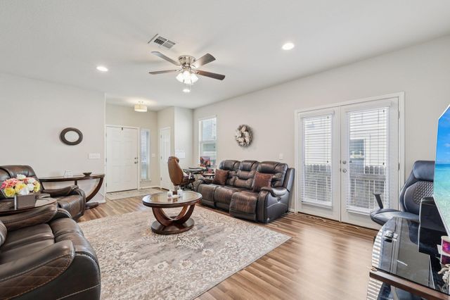 184 Corvid DR, Buda, TX 78610