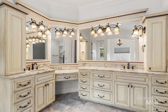 1046 W Sherington Dr., Eagle, ID 83616