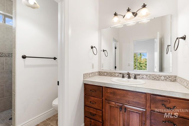 1046 W Sherington Dr., Eagle, ID 83616