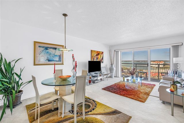 4900 BRITTANY DRIVE S 1209, St Petersburg, FL 33715