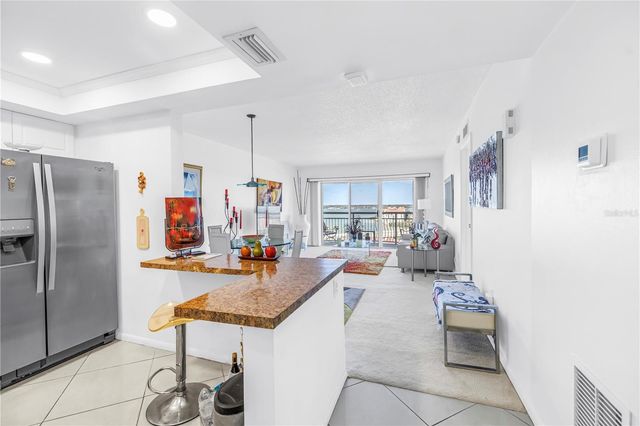 4900 BRITTANY DRIVE S 1209, St Petersburg, FL 33715