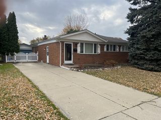 23700 Joy Street, Saint Clair Shores, MI 48082