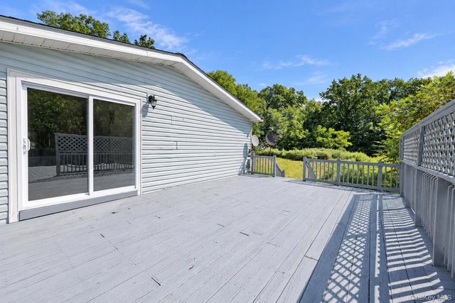 10 Spike Horn Road, Saugerties, NY 12477