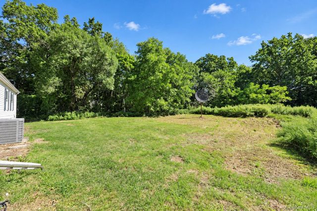 10 Spike Horn Road, Saugerties, NY 12477