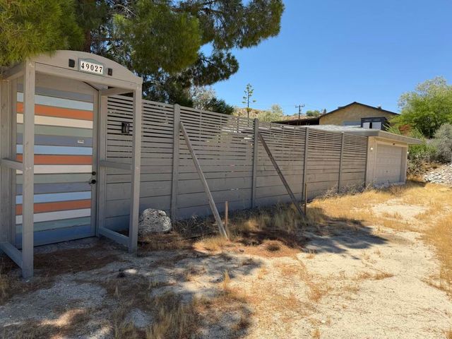 49027 Hibiscus Drive, Morongo Valley, CA 92256