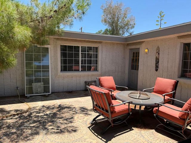 49027 Hibiscus Drive, Morongo Valley, CA 92256