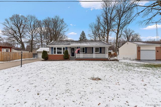 4277 Ashlawn Drive, Flint Charter Township, MI 48507