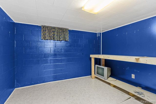 4277 Ashlawn Drive, Flint Charter Township, MI 48507