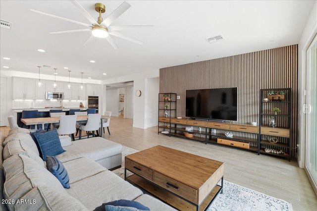 19583 E DOMINGO Road, Queen Creek, AZ 85142