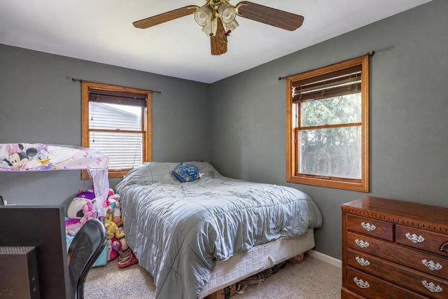 609 LINDA STREET, Combined Locks, WI 54113