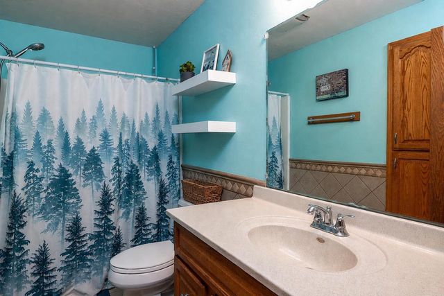 609 LINDA STREET, Combined Locks, WI 54113