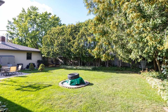 609 LINDA STREET, Combined Locks, WI 54113