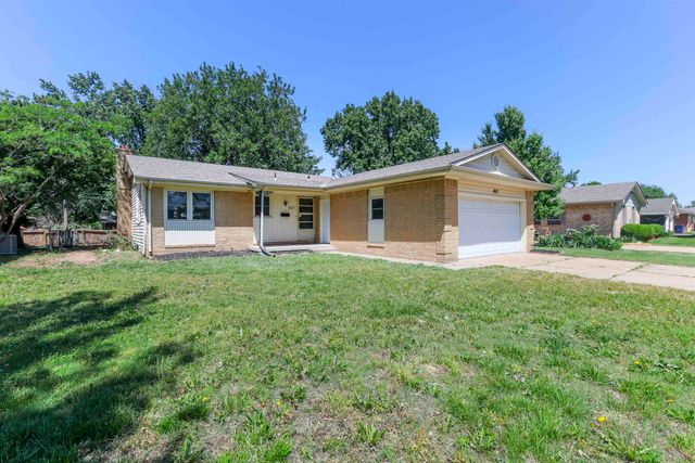 1017 S Dalton Dr, Wichita, KS 67207