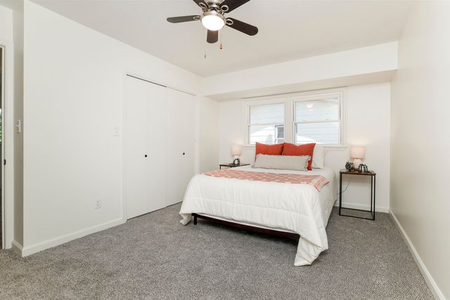 1017 S Dalton Dr, Wichita, KS 67207